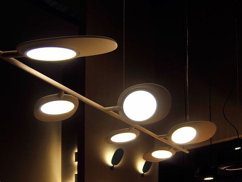 Серия подвесных и настенных светильников под названием aForest