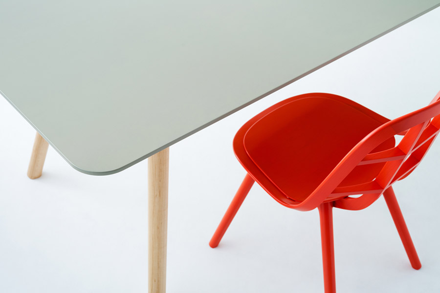 Модные стулья красного цвета, фото