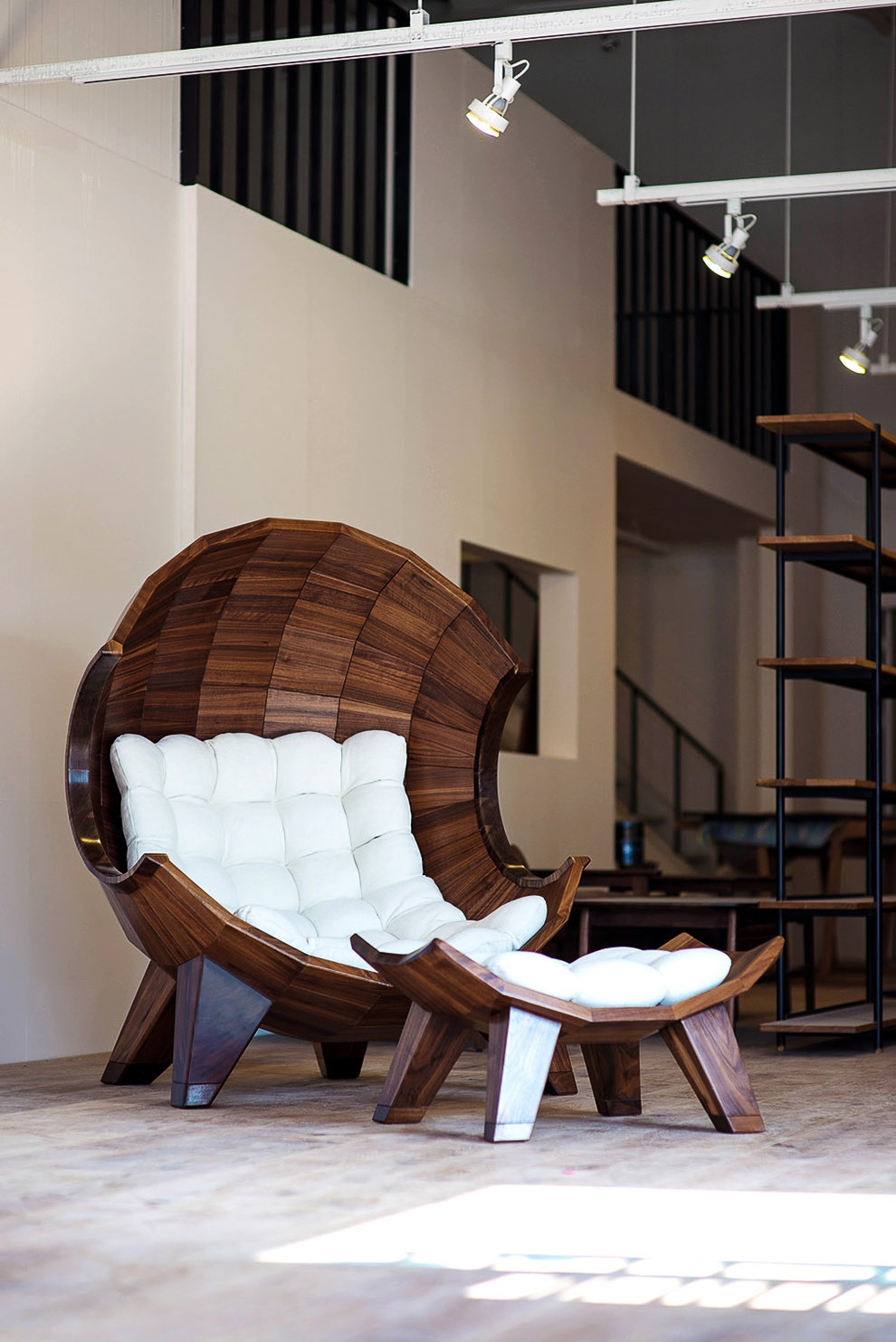 Удобное мягкое кресло для отдыха, фото
