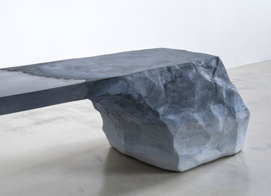 Скамейка из камня Drift Bench, фото