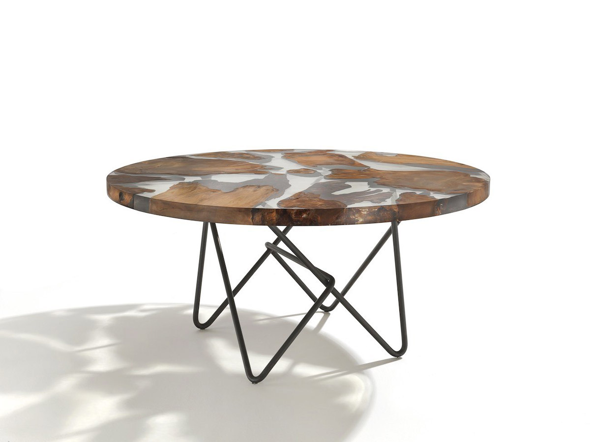 Дизайнерский стол с деревянной столешницей, фото