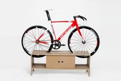 Меблева стійка для велосипеда: геніальне рішення для маленьких квартир, фото